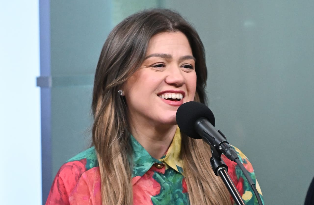 Kelly Clarkson’s expensive purchases: A multi-million dollar real-estate portfolio that spans the country — MarketWatch, Vancouver Business news
