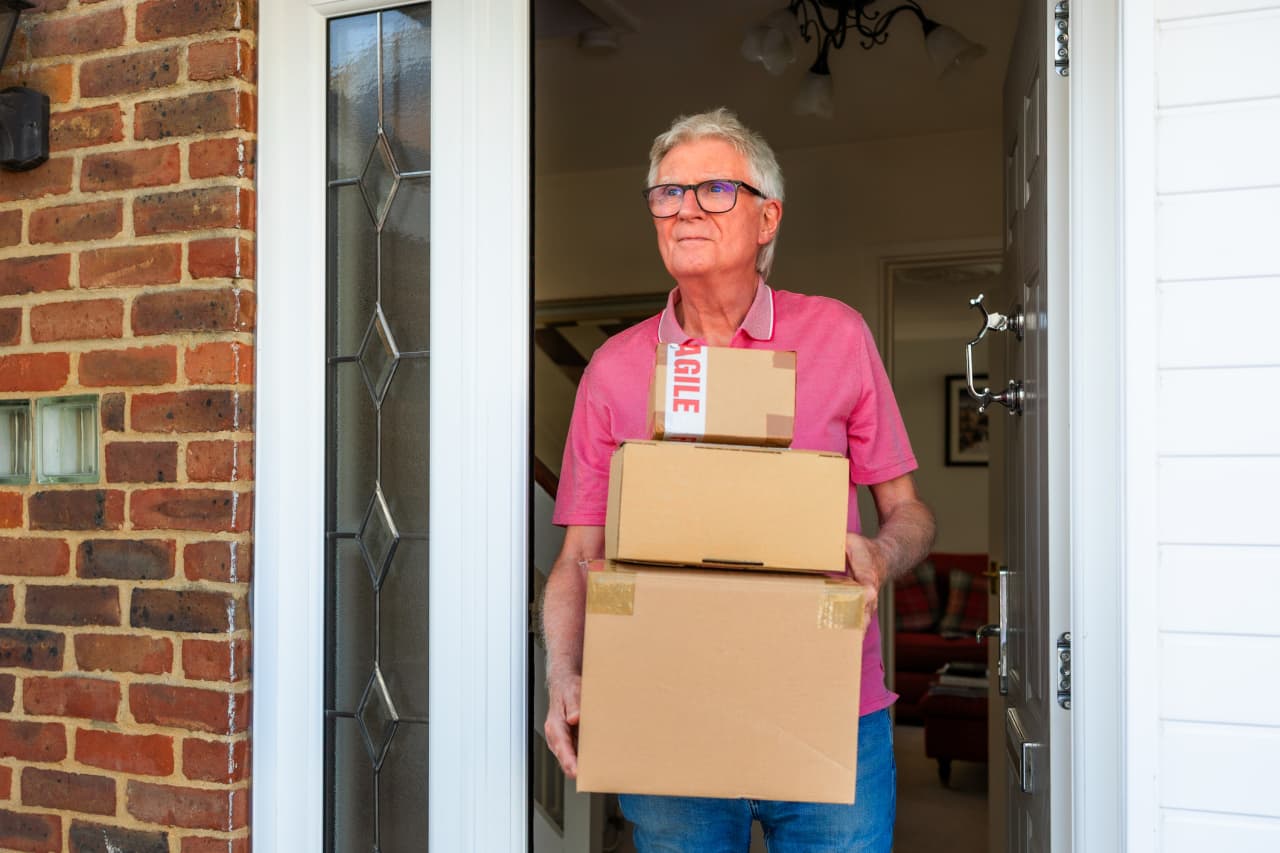 My father-in-law, 81, sold his $75,000 home and paid off his daughter’s $50,000 debt. What happens to him now? — MarketWatch, Vancouver Business news