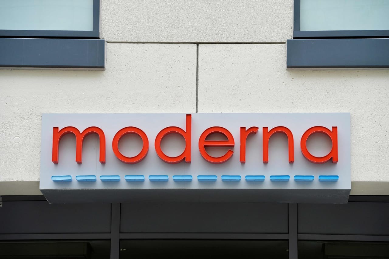 Moderna’s stock tumbles after reported leak of data for cancer vaccine — MarketWatch, Vancouver Health news