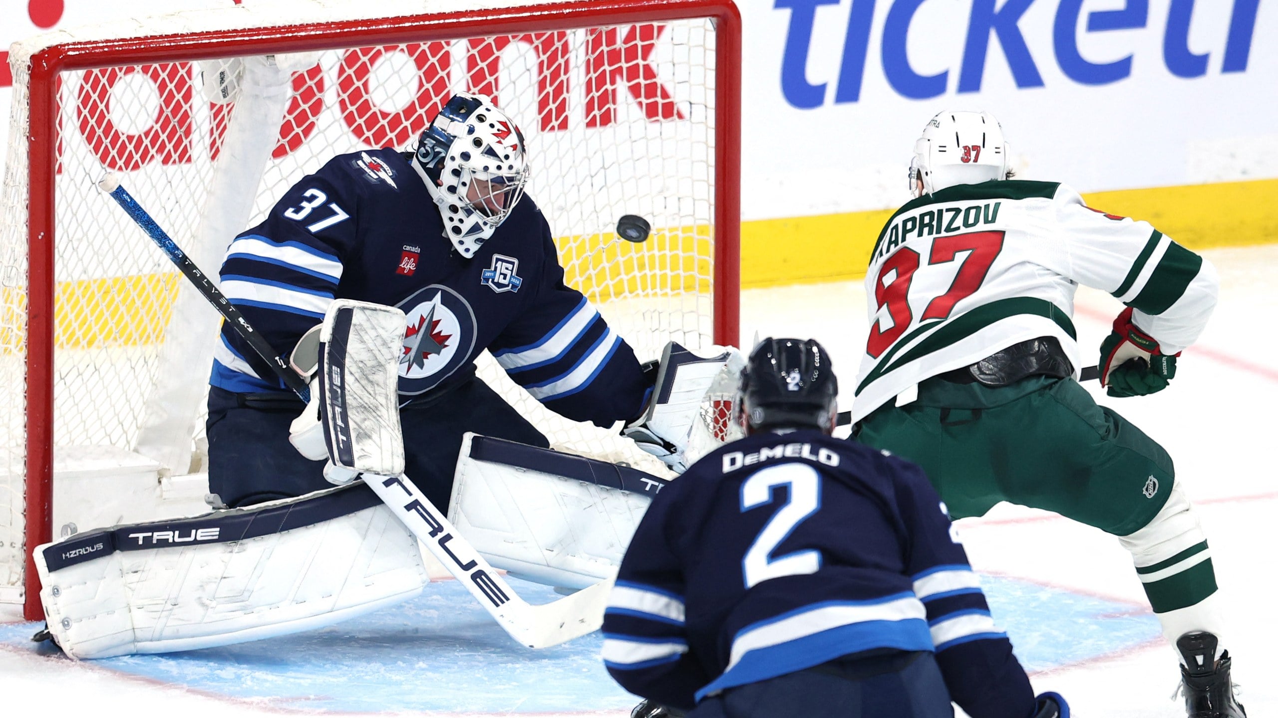 How Connor Hellebuyck Trade Might Hurt/Help MN Wild — Minnesota Sports Fan, Vancouver Sports news
